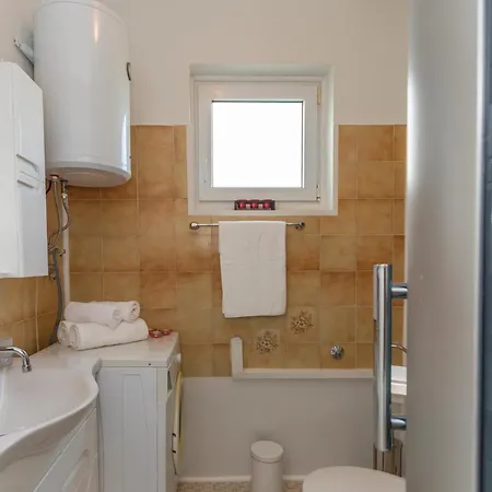 Beautiful In With Kitchen Apartment Metkovic