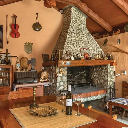 Beautiful In With Kitchen