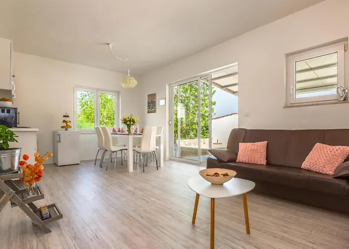 Two-bedroom In 公寓