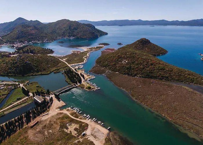 Two-bedroom In * Metković