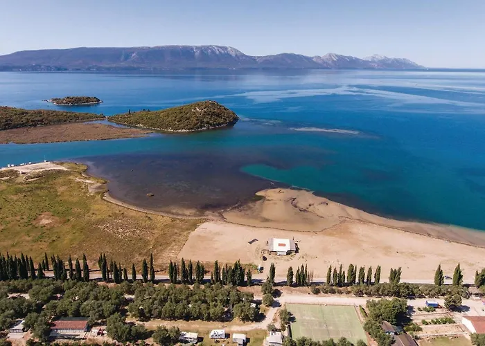 公寓 Two-bedroom In *