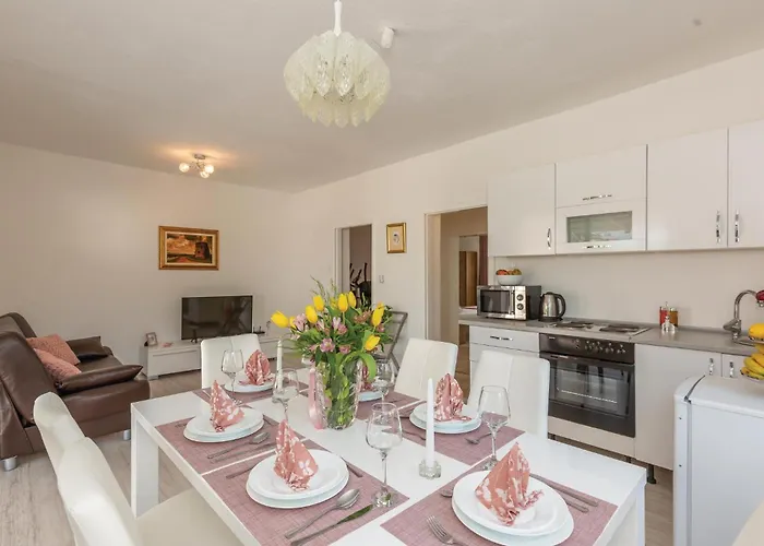 Two-bedroom In * Metković